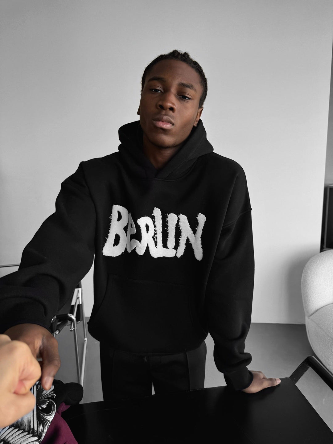 Oversize Berlin "Sumpf" Hoodie - Svart