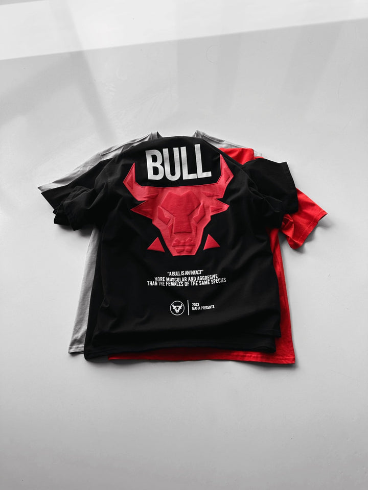 Oversize Bull T-shirt - Svart och Röd