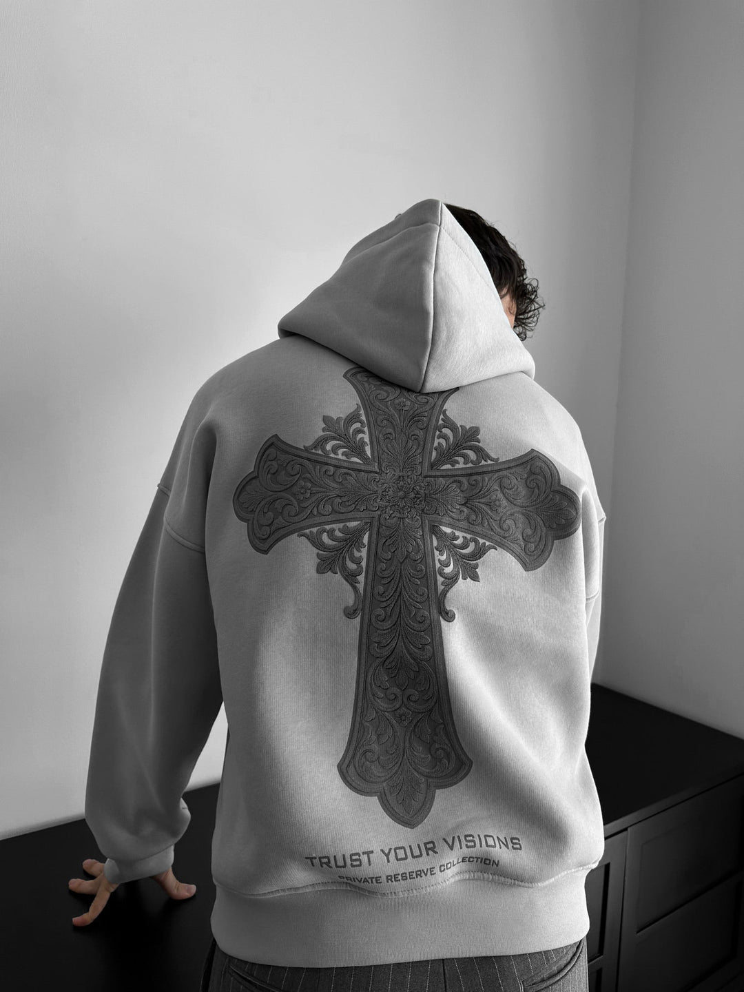 Oversize Cross Hoodie - Grå