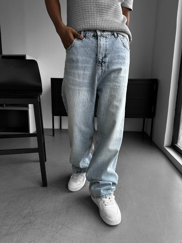 Relax Baggy Tvättade Jeans - Ljusblå