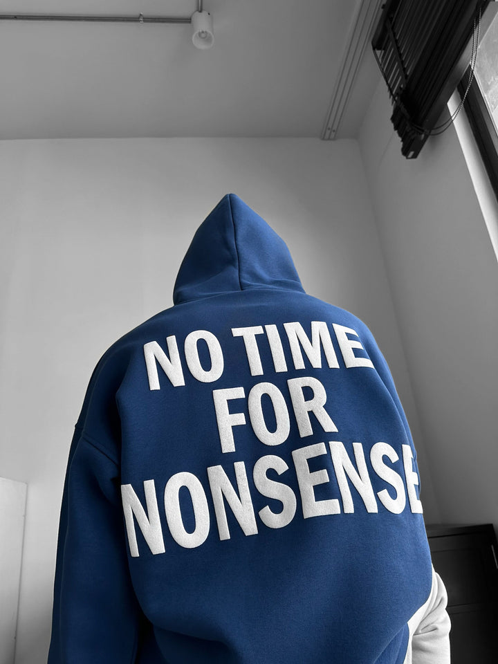 Oversize “Ingen tid för nonsens” Hoodie - Navy Peony