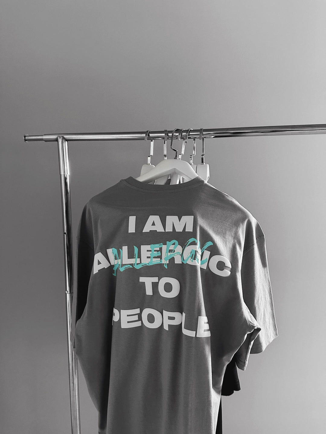 Oversize Allergisk T-Shirt - Grå