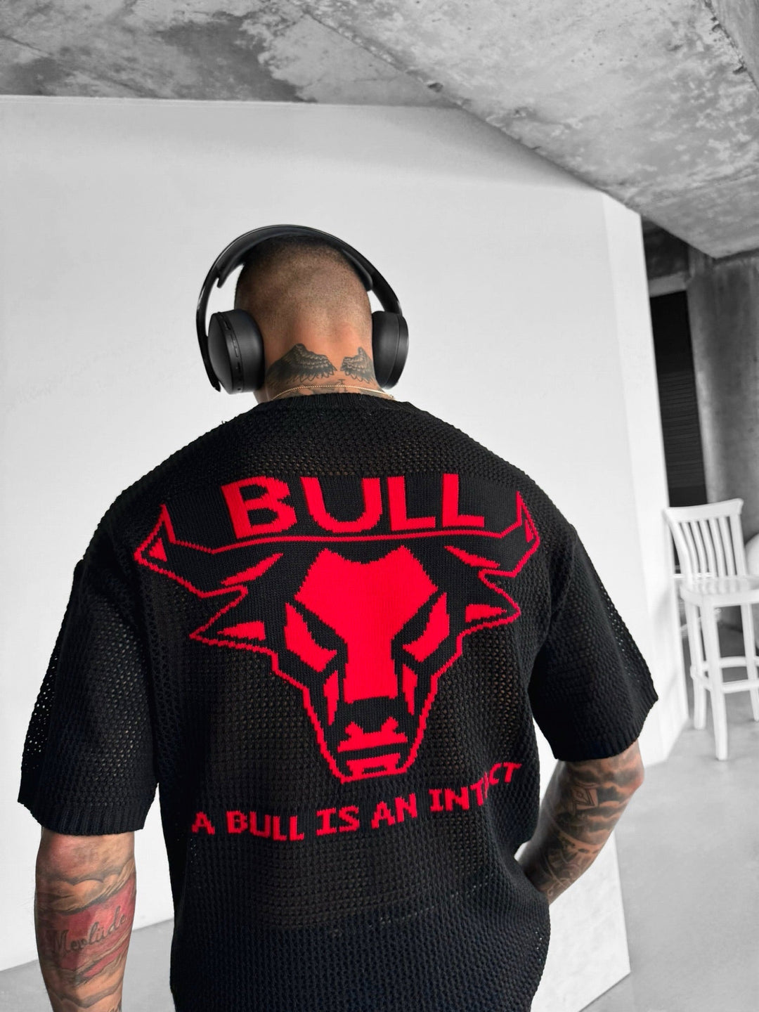 Oversize Bull Knit T-Shirt - Svart och Röd