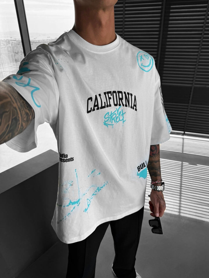 Oversized California Graffiti T-Shirt - Ecru och Turkos