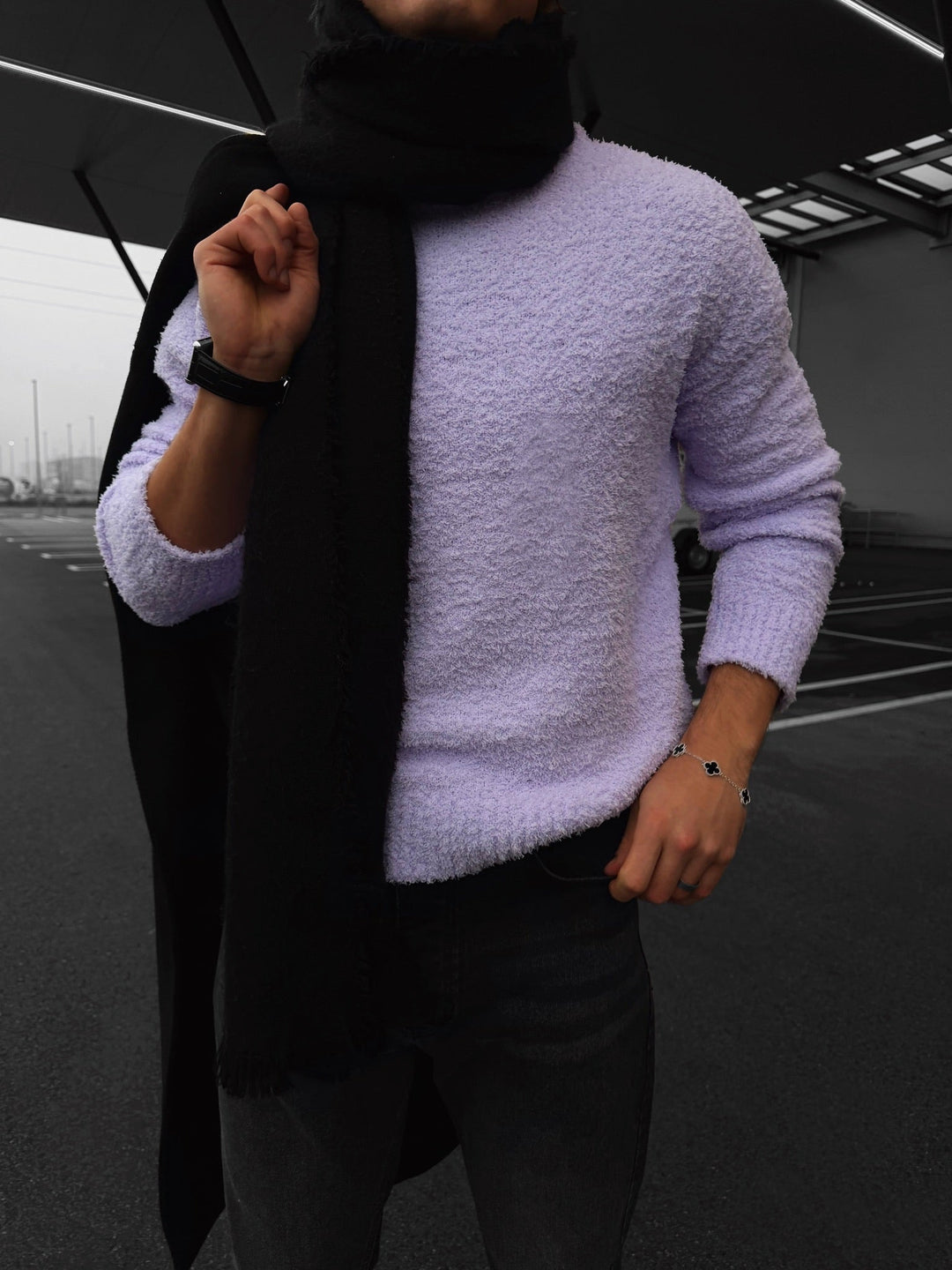 Oversize Plush Pullover - Lila Viska