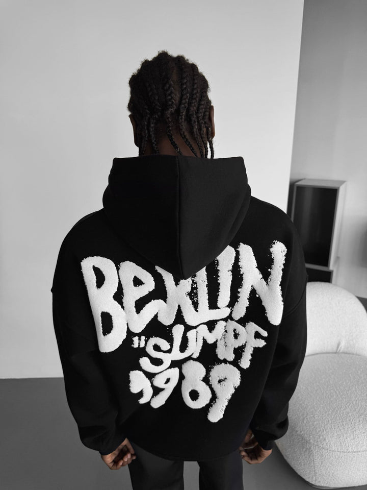 Oversize Berlin "Sumpf" Hoodie - Svart
