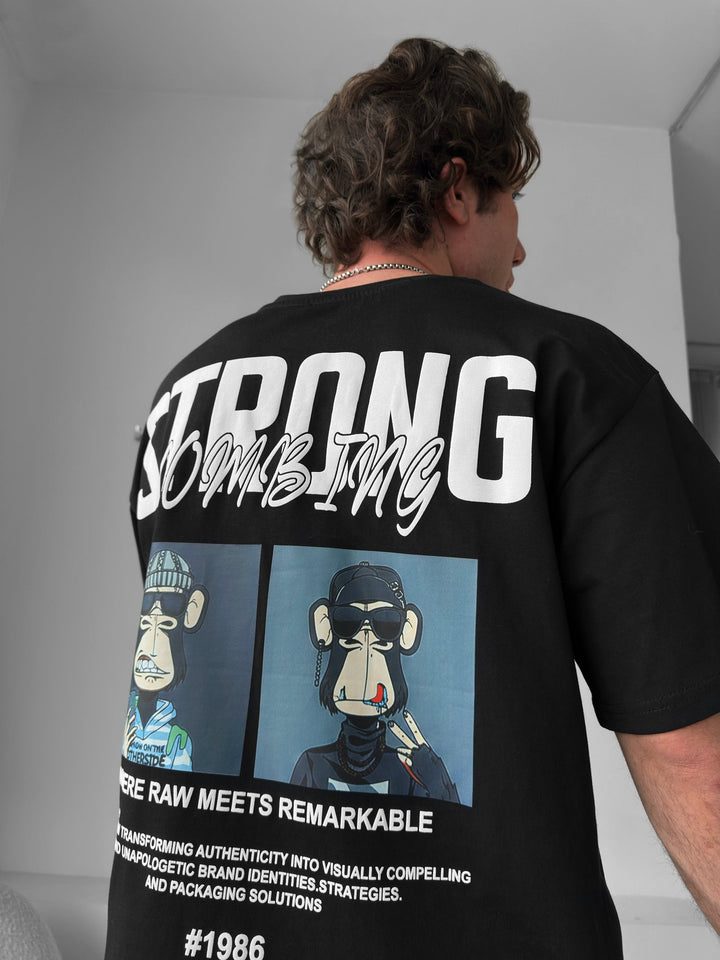 Överstor Stark Kamm T-shirt - Svart