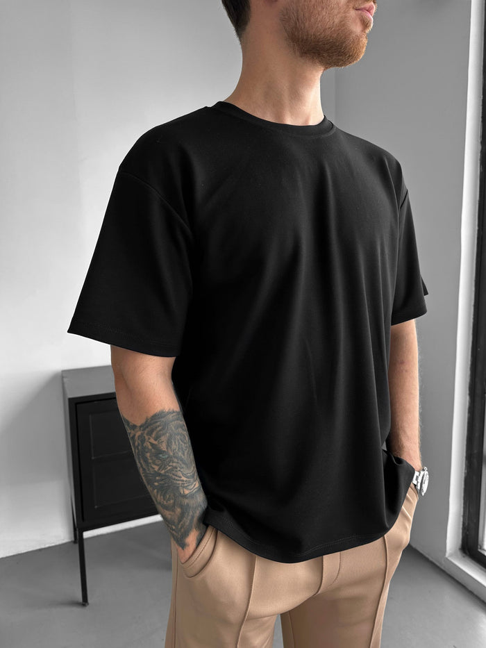Lös Passform Bas T-shirt - Svart