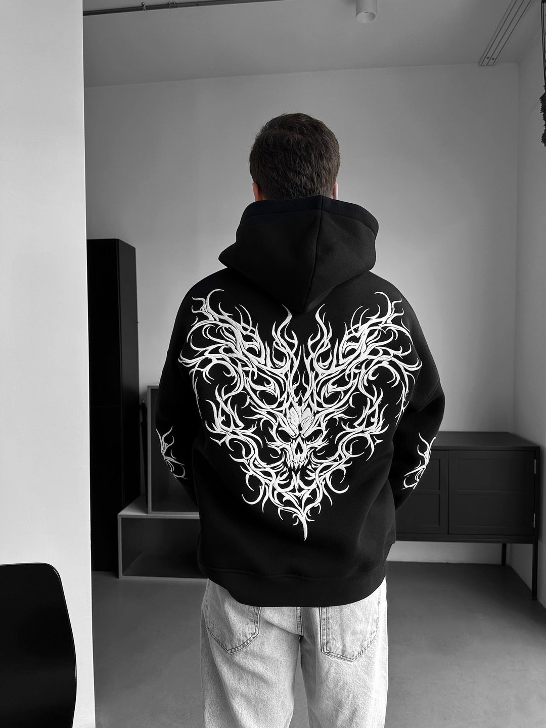 Överdimensionerad Tribal Skull Hoodie - Svart