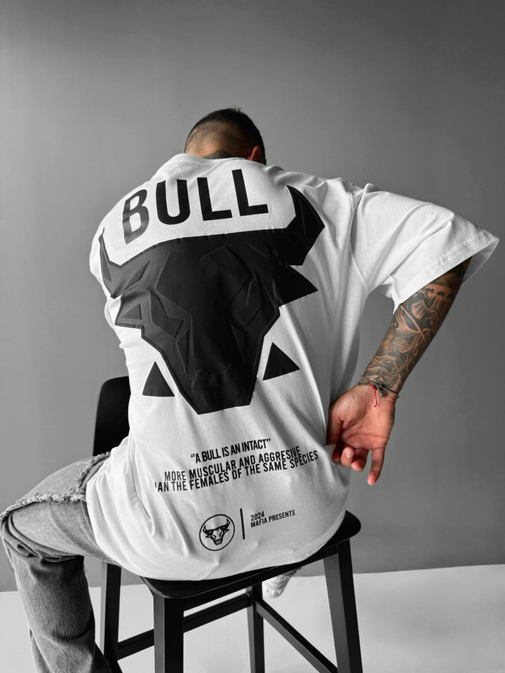 Oversize Bull T-shirt - Vit och Svart