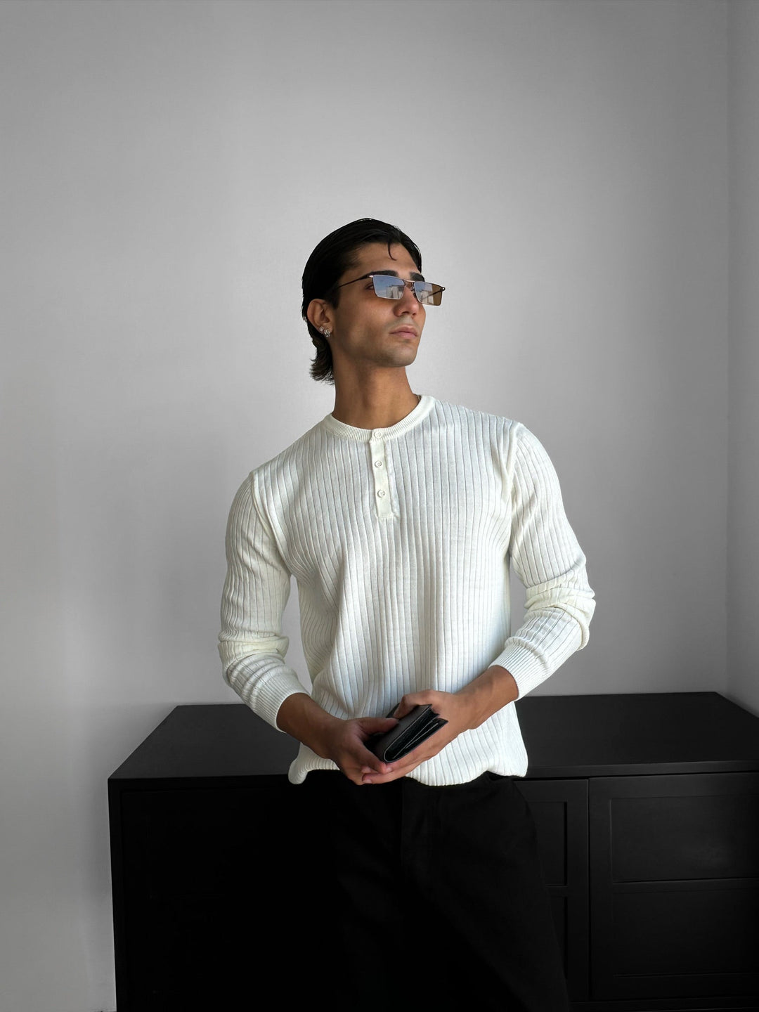 Slim Fit Knappstickad Tröja - Ecru