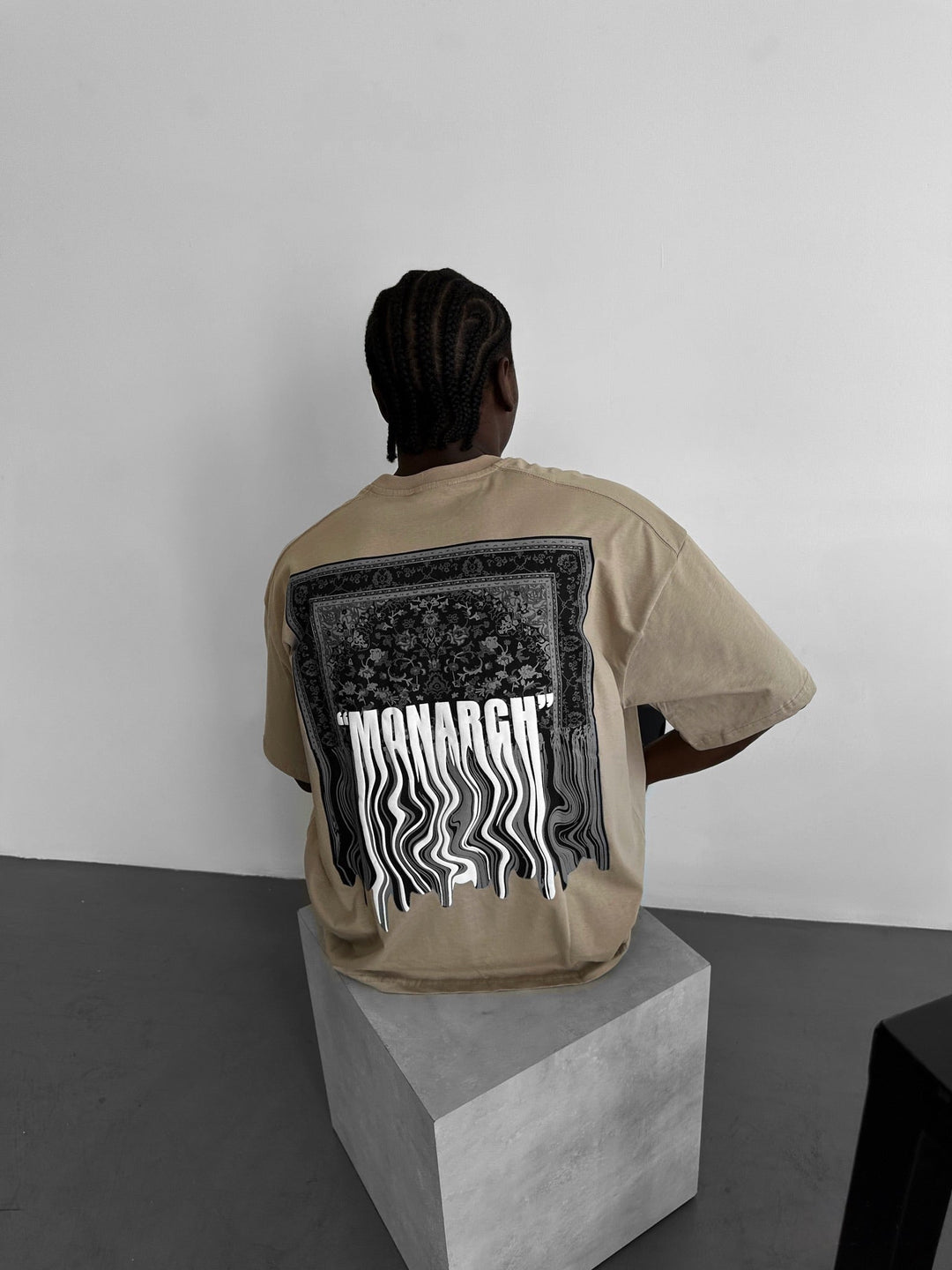 Oversize Monarch T-Shirt - Beige