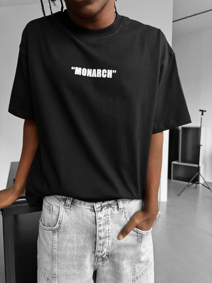 Oversize Monarch T-Shirt - Svart och Vit