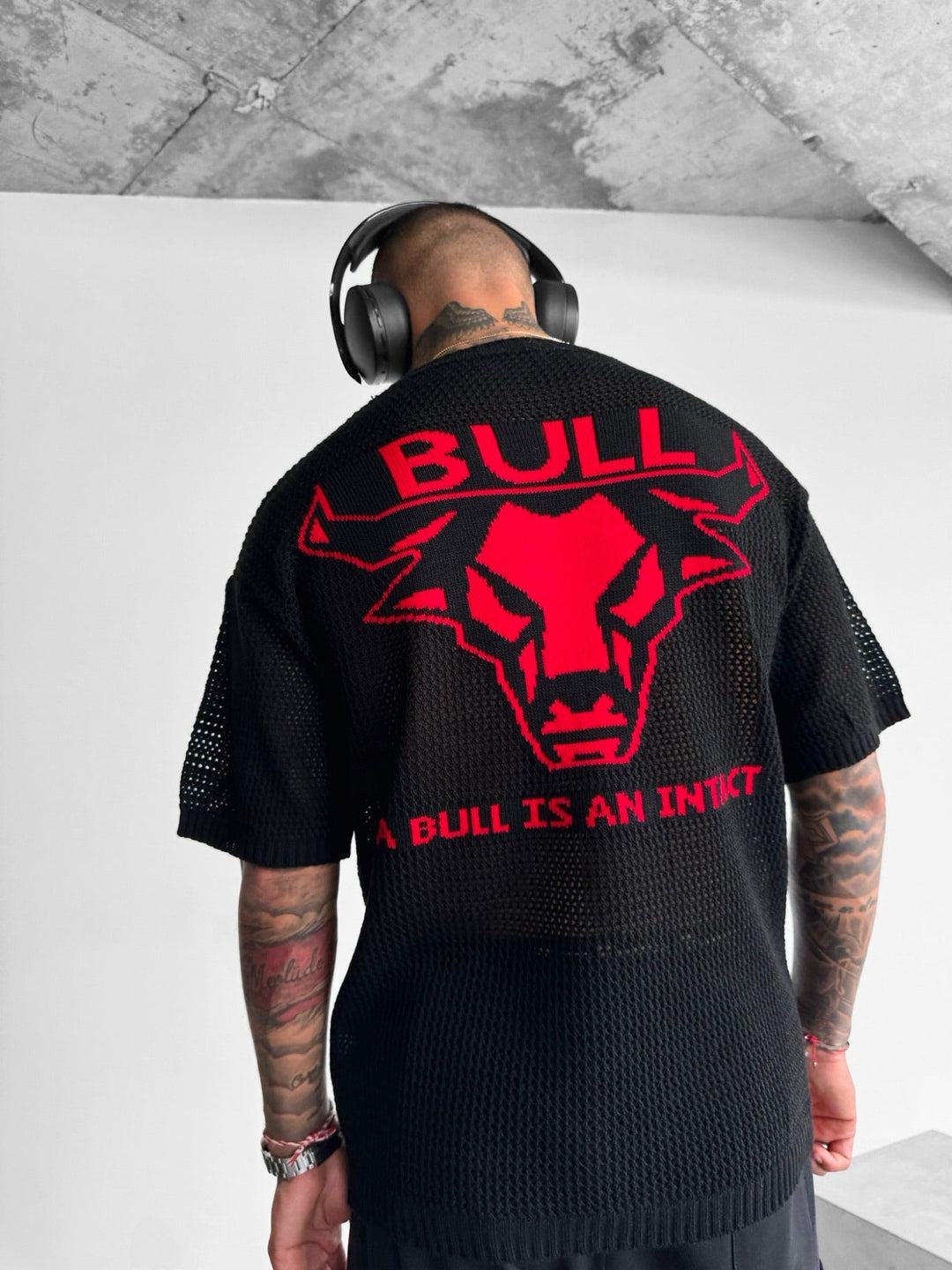 Oversize Bull Knit T-Shirt - Svart och Röd