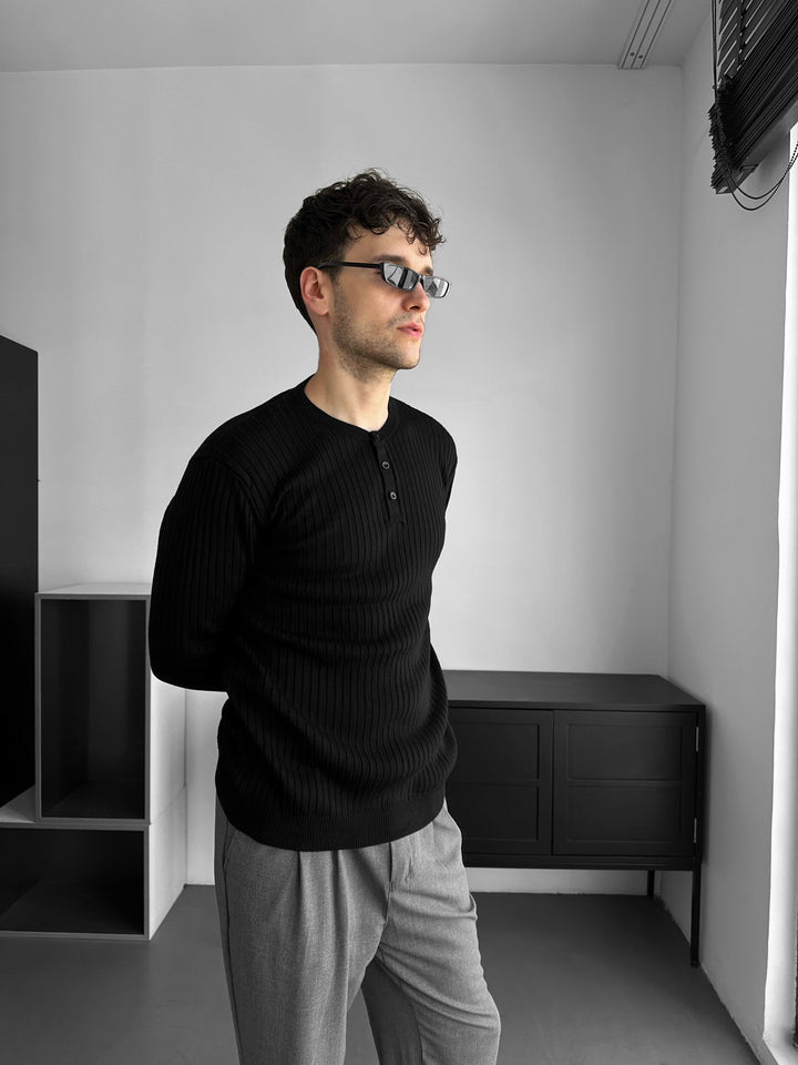 Slim Fit Knappstickad Tröja - Svart