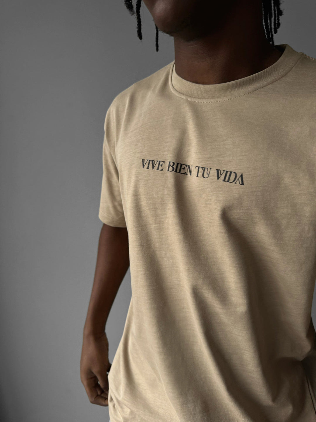 Oversize "Vive Bien Tu Vida" T-shirt - Beige