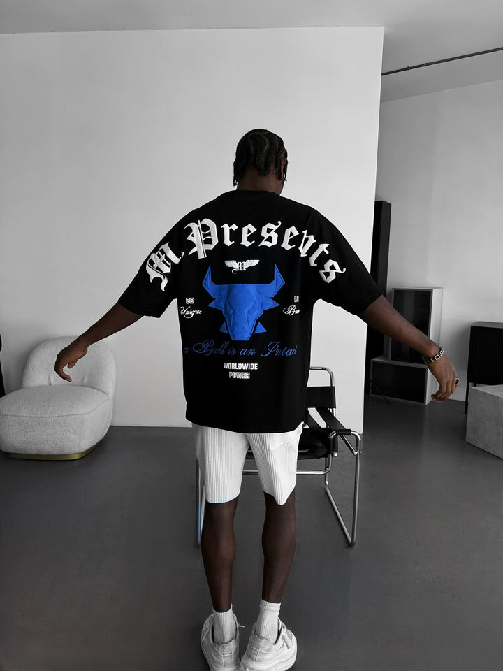 Oversize Bull Worldwide T-shirt - Svart och Saks