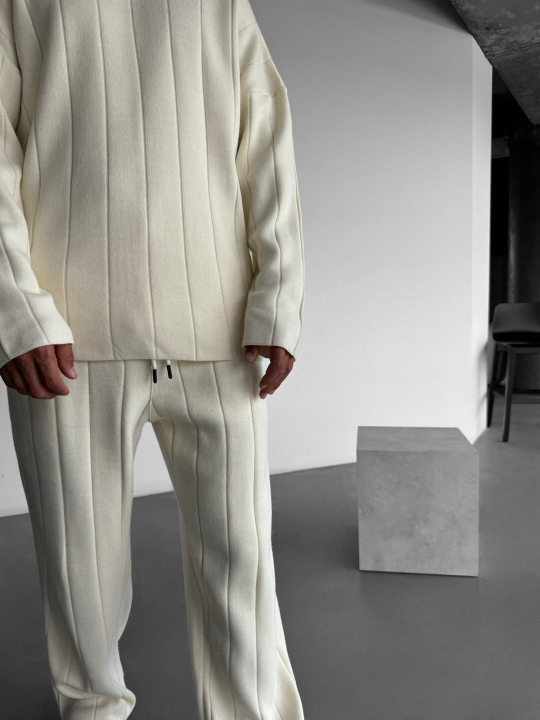 Oversize Lines Stickad Sweatshirt - Cremé