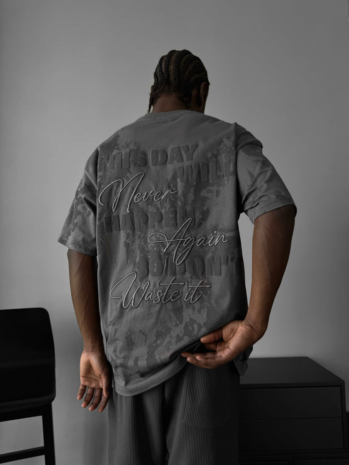 Oversize 'slösa inte' T-Shirt - Antracit
