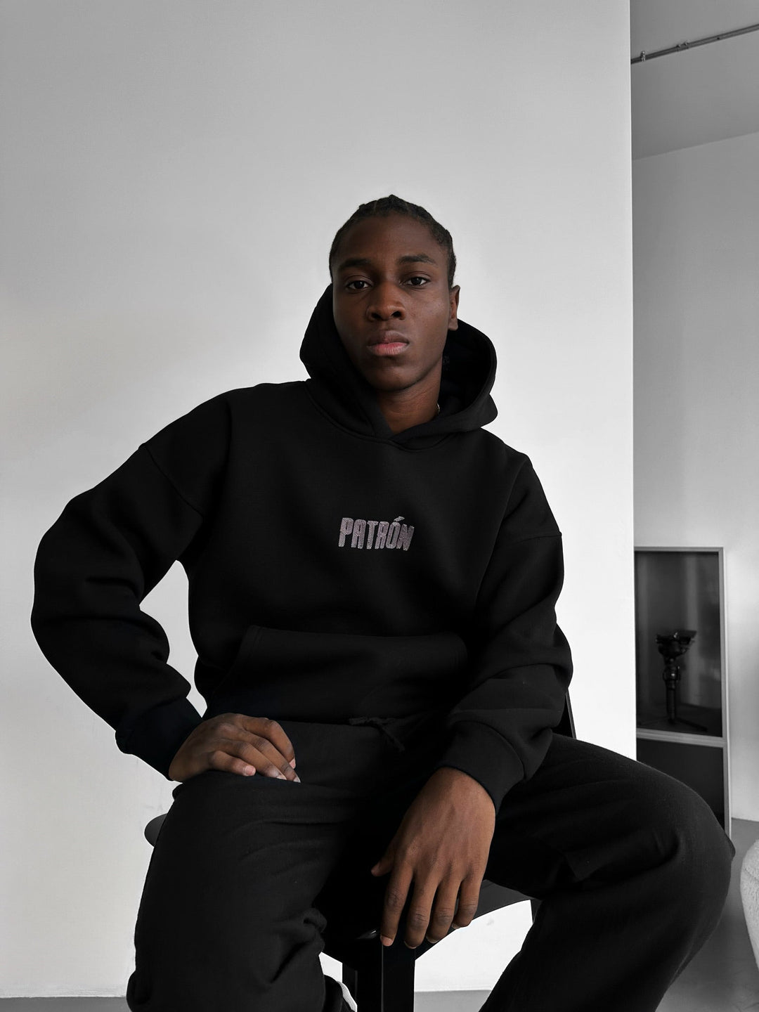 Oversize Detaljerad Patron Hoodie - Svart och Antracit