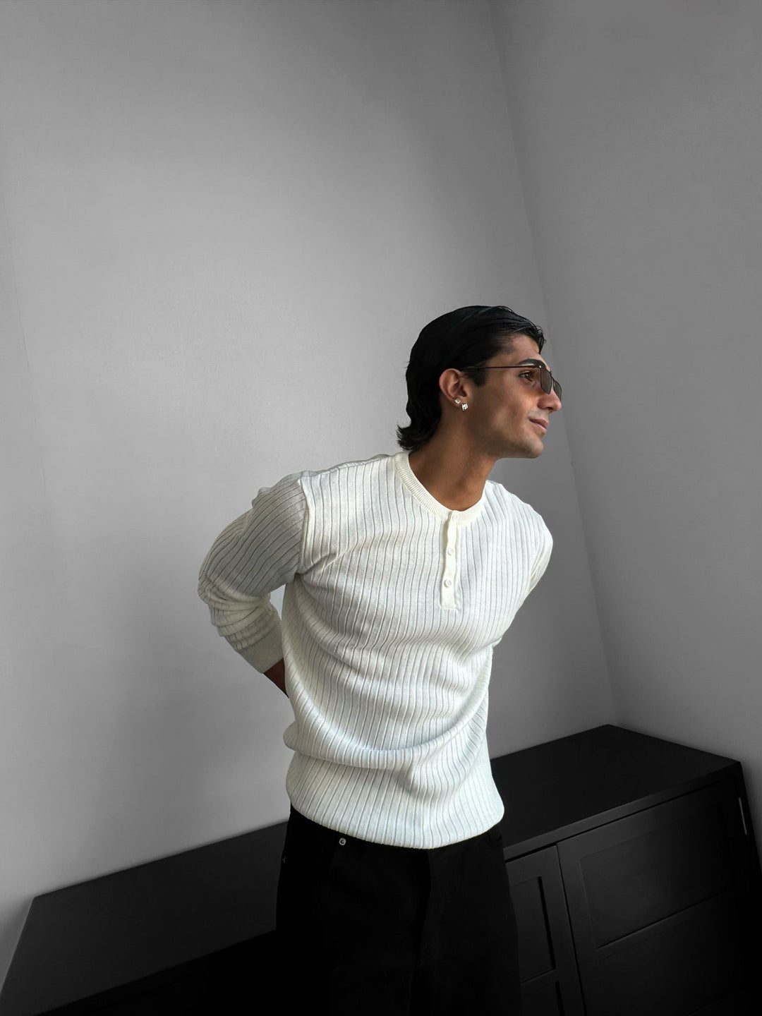 Slim Fit Knappstickad Tröja - Ecru
