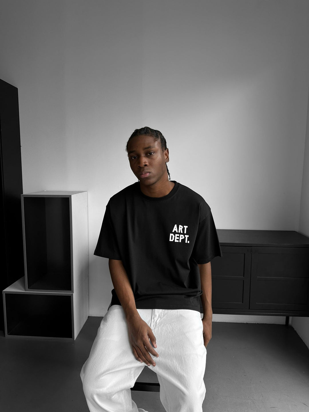 Oversize Art Dept. T-shirt - Svart och Vit