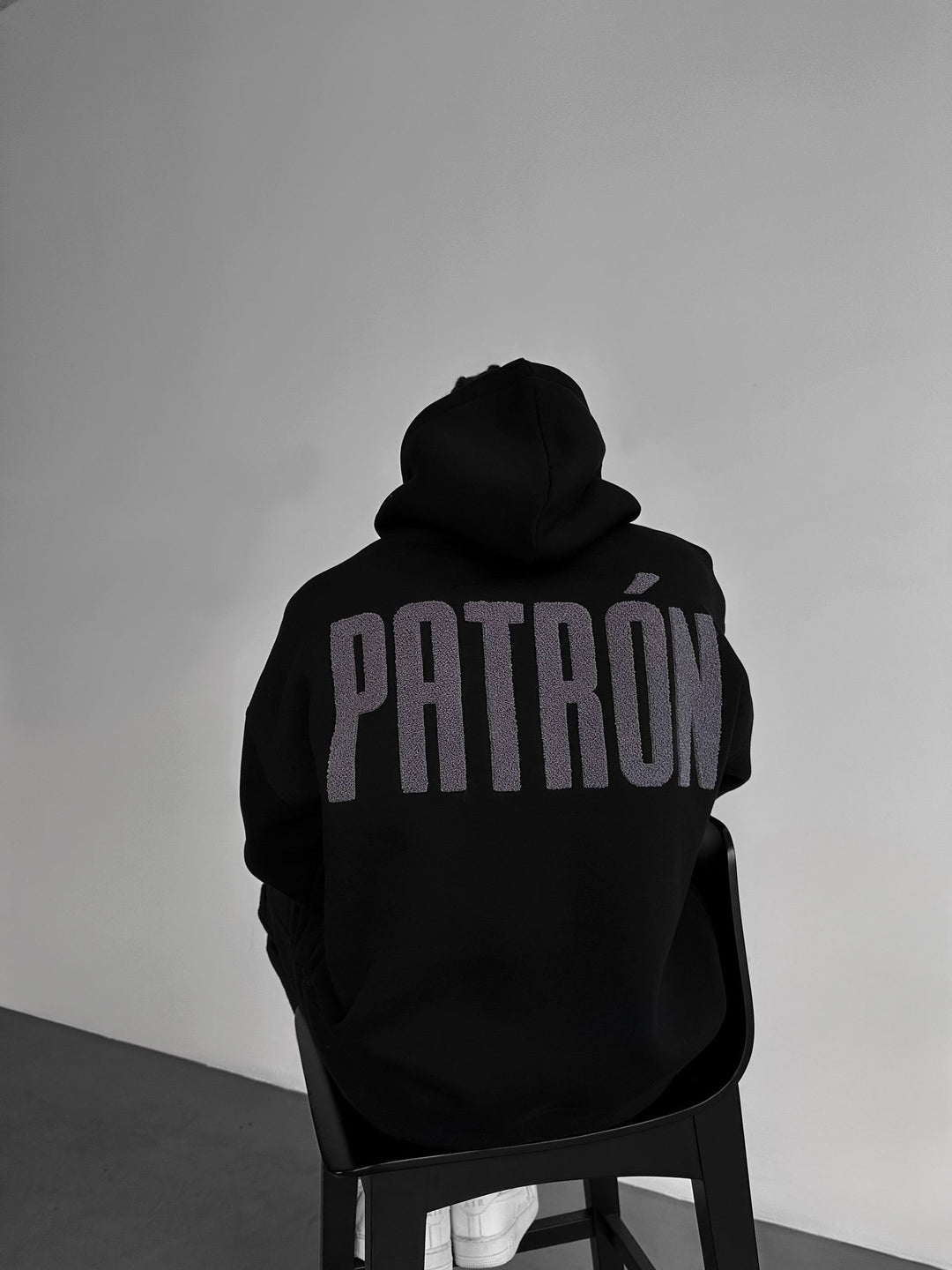 Oversize Detaljerad Patron Hoodie - Svart och Antracit