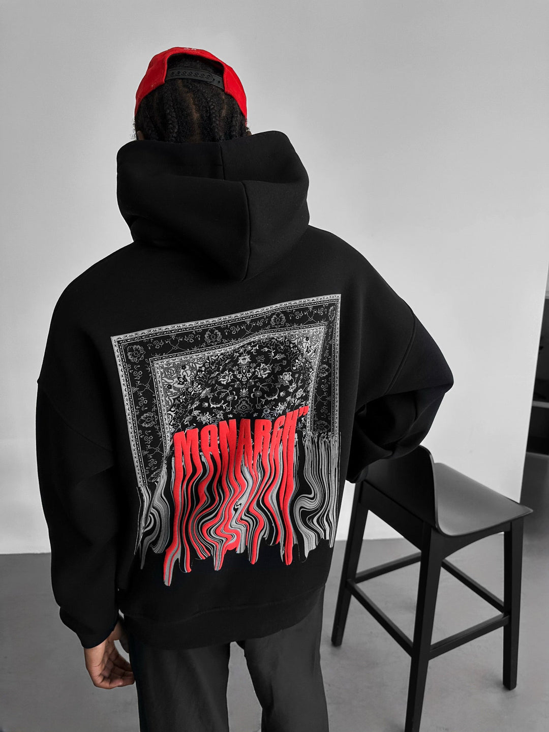 Oversize Monarch Hoodie - Svart och Röd