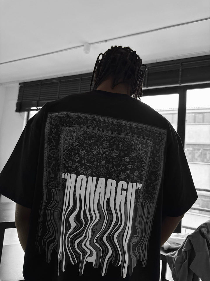 Oversize Monarch T-Shirt - Svart och Vit