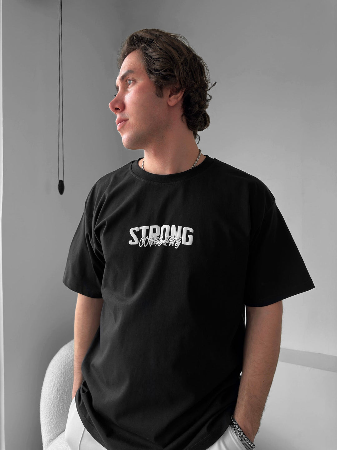 Överstor Stark Kamm T-shirt - Svart