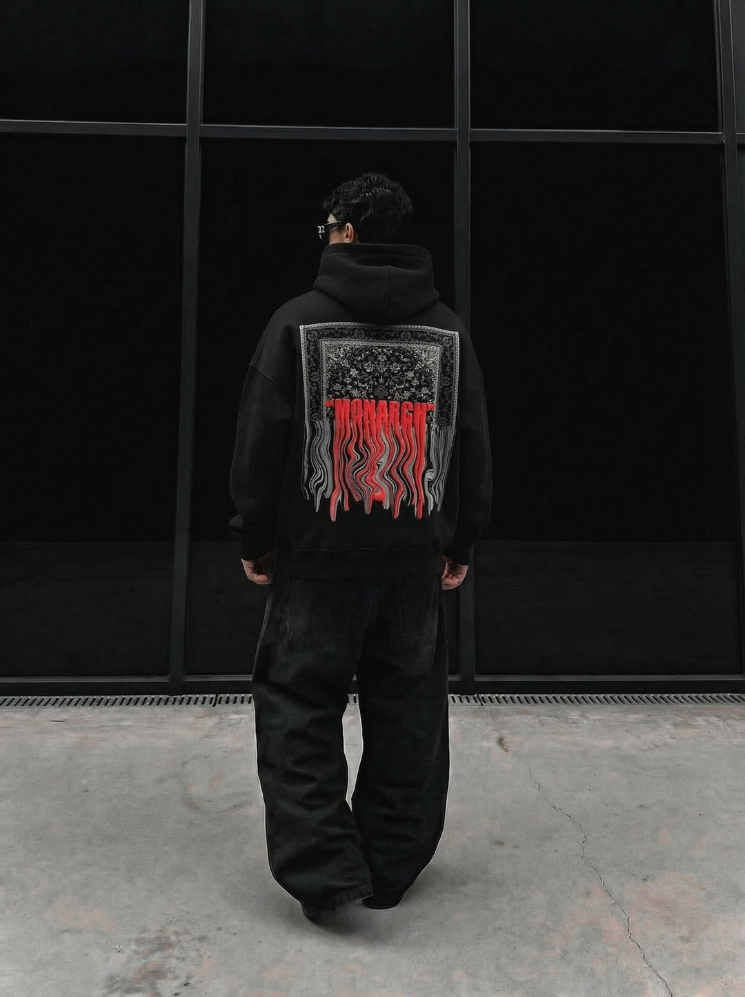 Oversize Monarch Hoodie - Svart och Röd