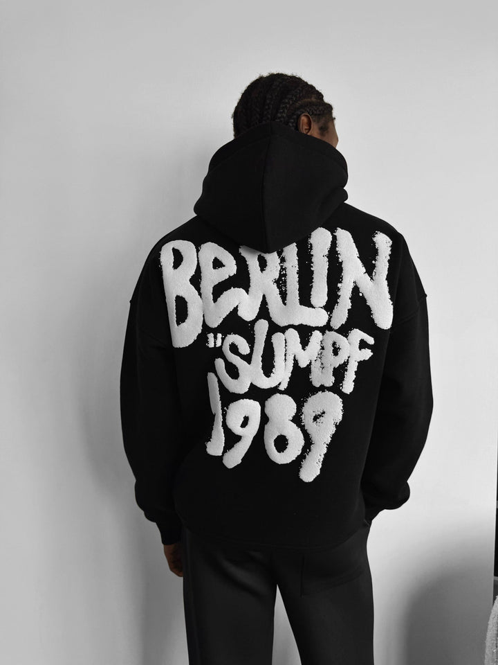 Oversize Berlin "Sumpf" Hoodie - Svart