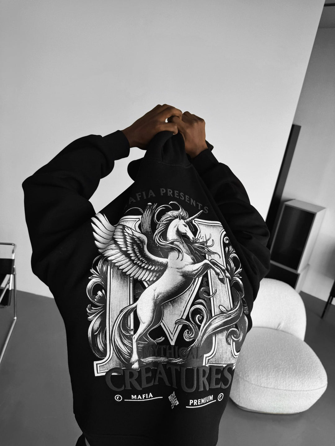 Oversize Creatures Hoodie - Svart
