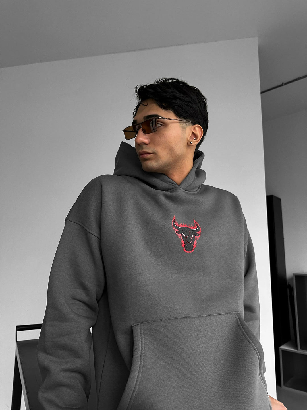 Oversize Bull Fearless Hoodie - Antracit