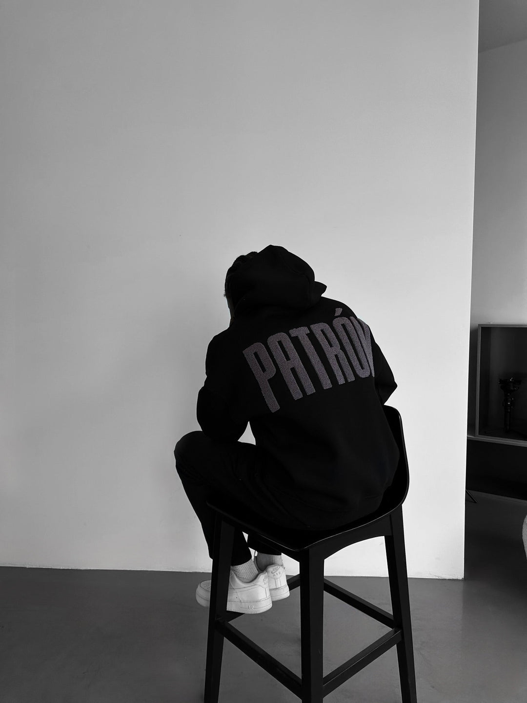 Oversize Detaljerad Patron Hoodie - Svart och Antracit