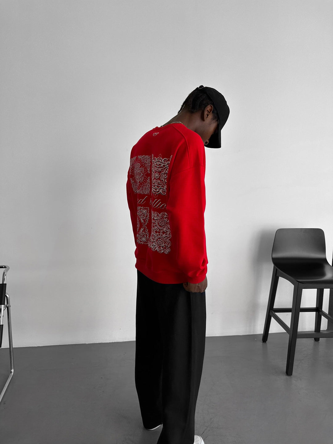 Oversize Sacred Rebellion Sweater - Röd