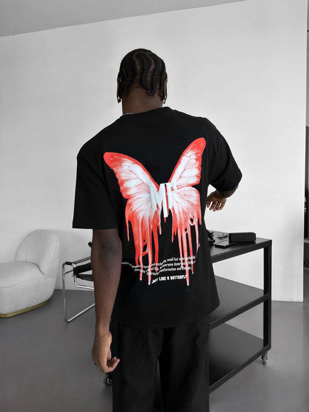 Oversize Som en Fjäril T-Shirt - Svart