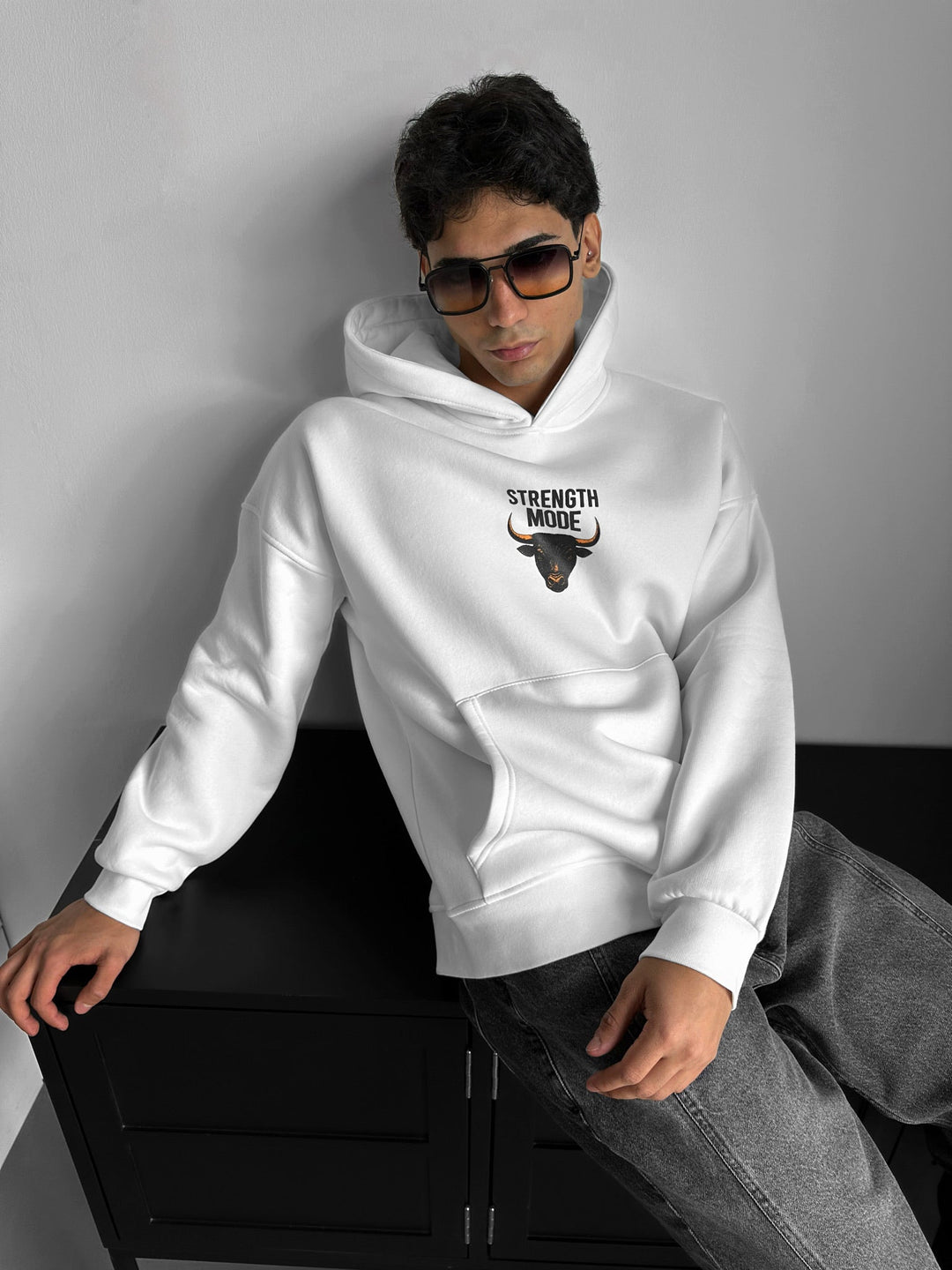 Oversize Styrkemode Hoodie - Vit