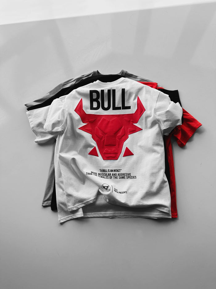 Oversize Bull T-shirt - Vit och Röd