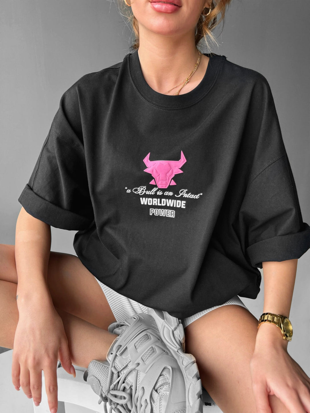 Oversize Bull Worldwide T-shirt - Svart och Lila