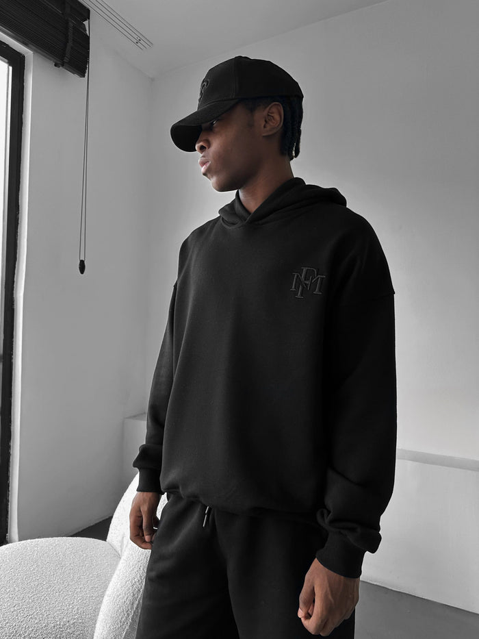 Loose Fit ‘MF’ Hoodie - Svart