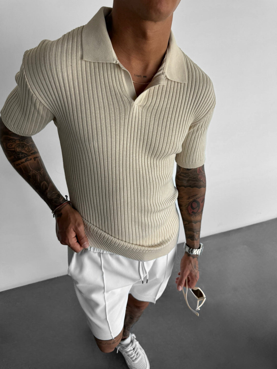 Slim Fit Stickad Polo T-Shirt - Beige