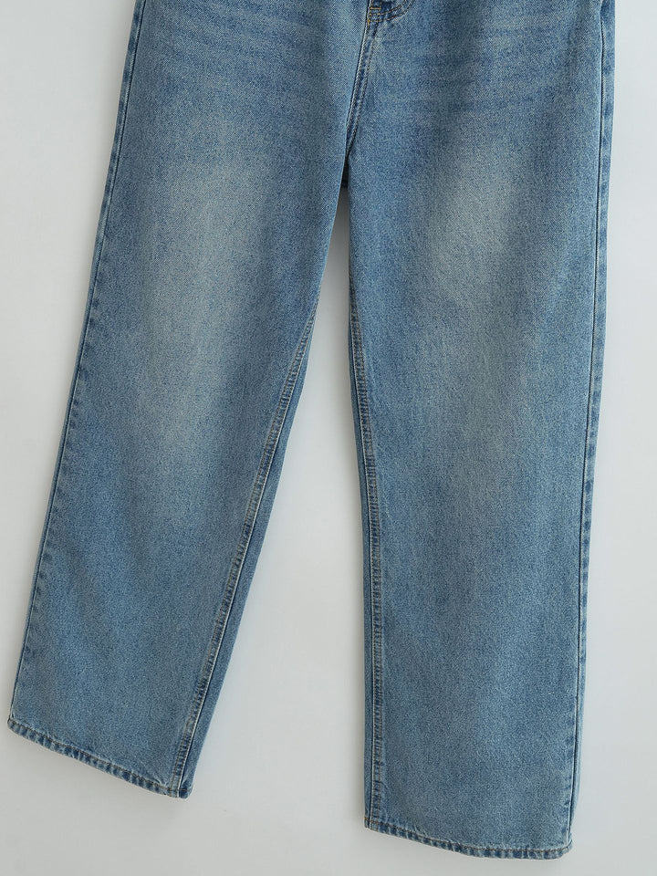 Dammjeans med hög midja, tvättad effekt och vid ben