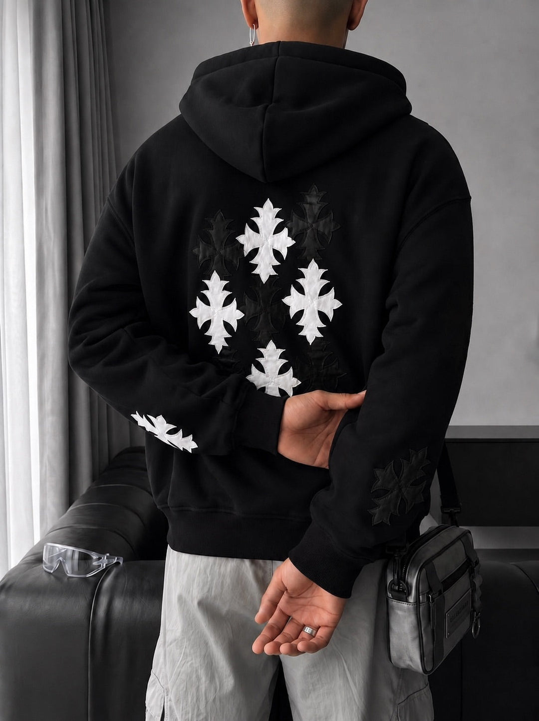 Oversized Gotisk Kors Hoodie - Svart