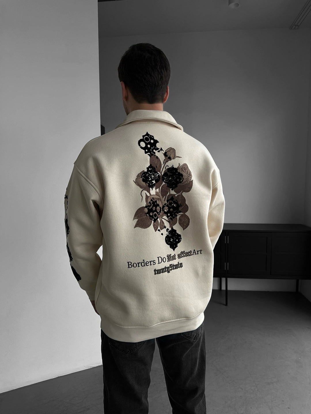 Oversized Halvdraget Grafiskt Sweatshirt - Beige