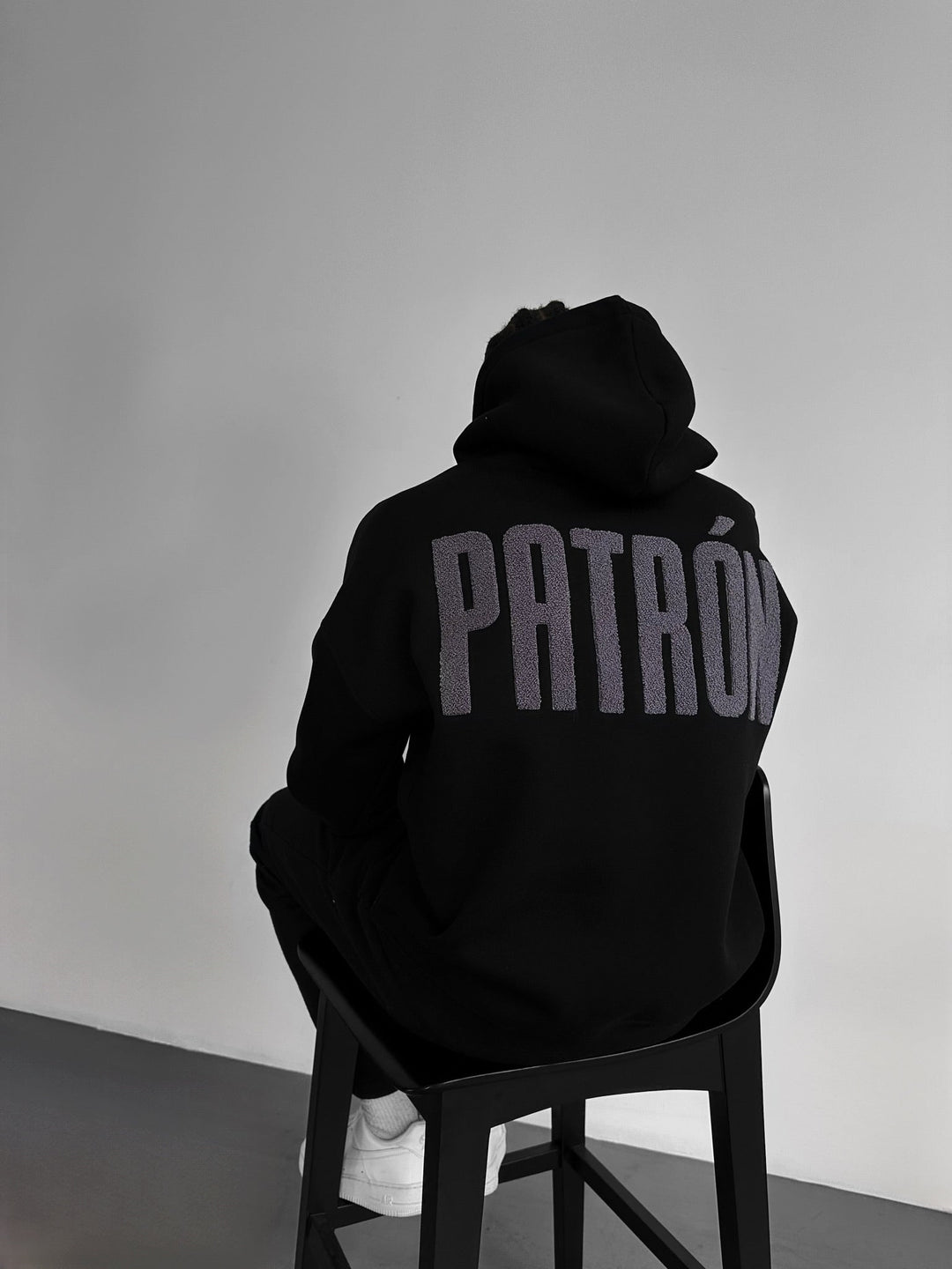 Oversize Detaljerad Patron Hoodie - Svart och Antracit