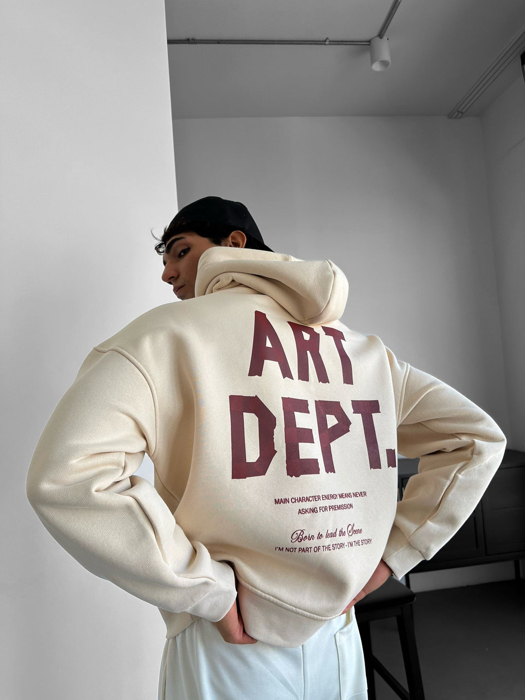 Oversize Art Dept. Hoodie - Beige