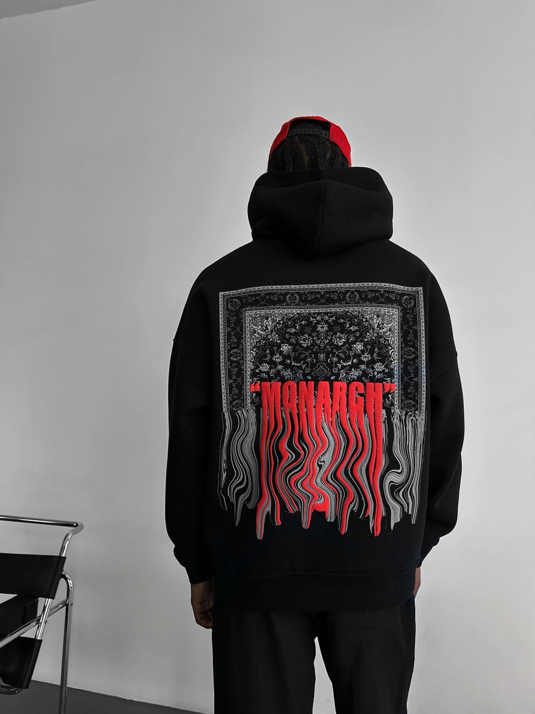 Oversize Monarch Hoodie - Svart och Röd