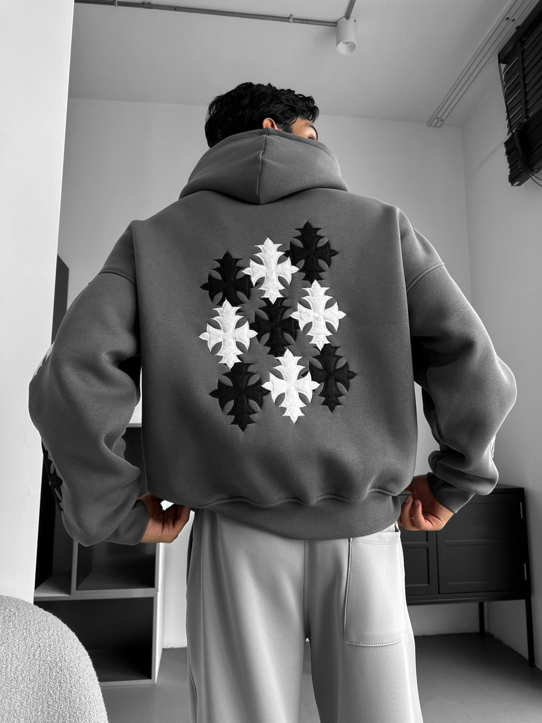 Oversize Gotisk Kors Hoodie - Antracit