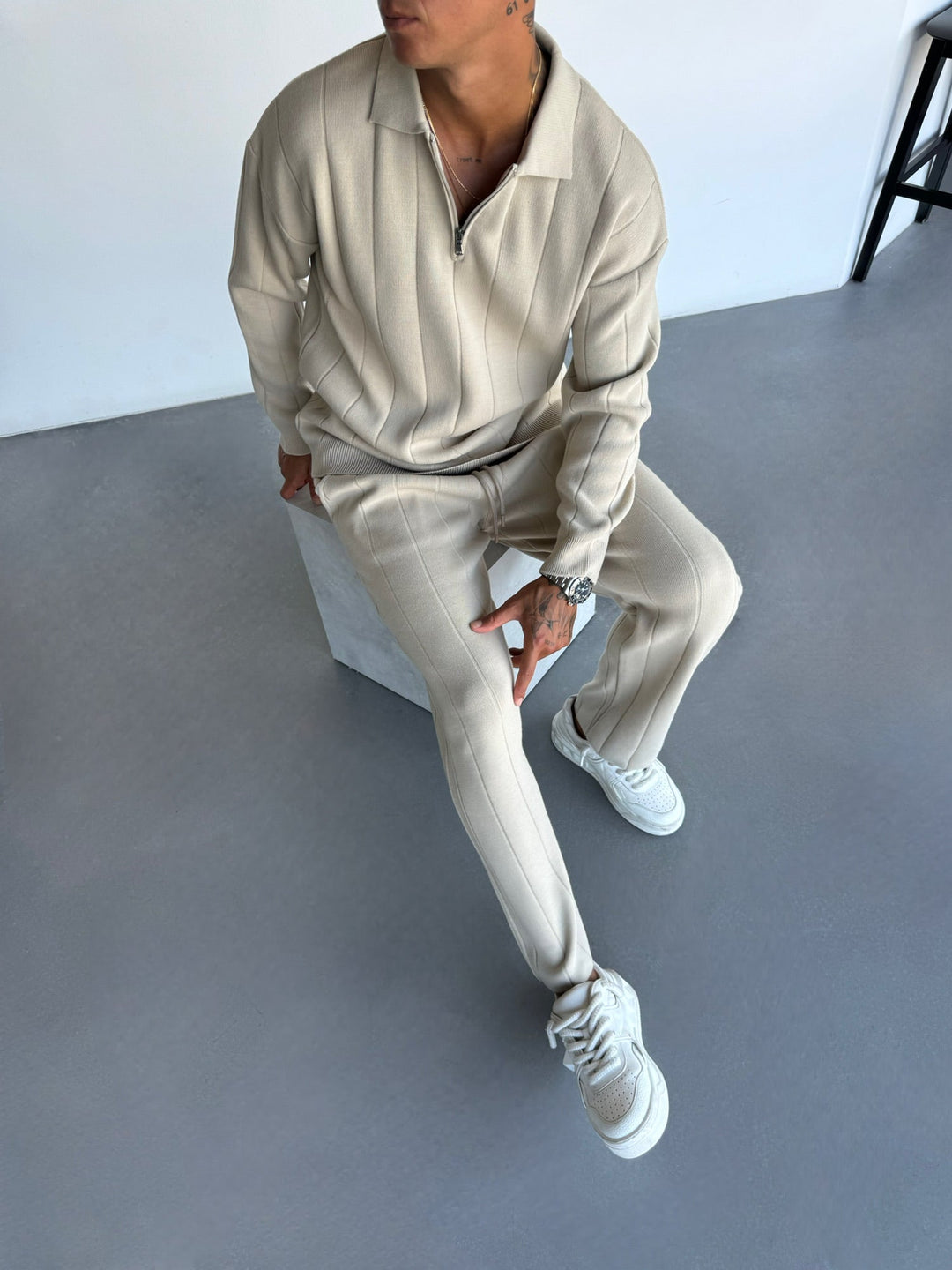 Oversize Lines Knit Zipper Polo Sweatshirt - Sten